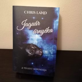 Puhatáblás könyv: Chris Land: Jaguár árnyéka