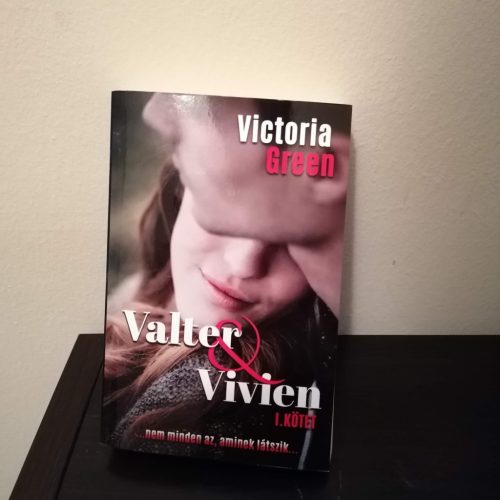 Puhatáblás könyv: Victoria Green: Valter&Vivien I. kötet