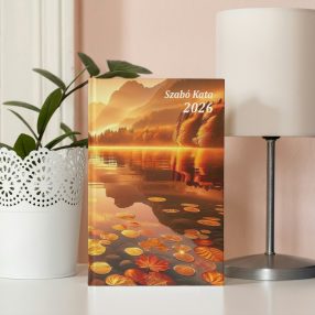   Őszi sablon | Egyedi névvel 2026-os keménytáblás határidőnapló A/5 napi beosztású